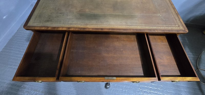 Fine Mahogany Library Writing Table