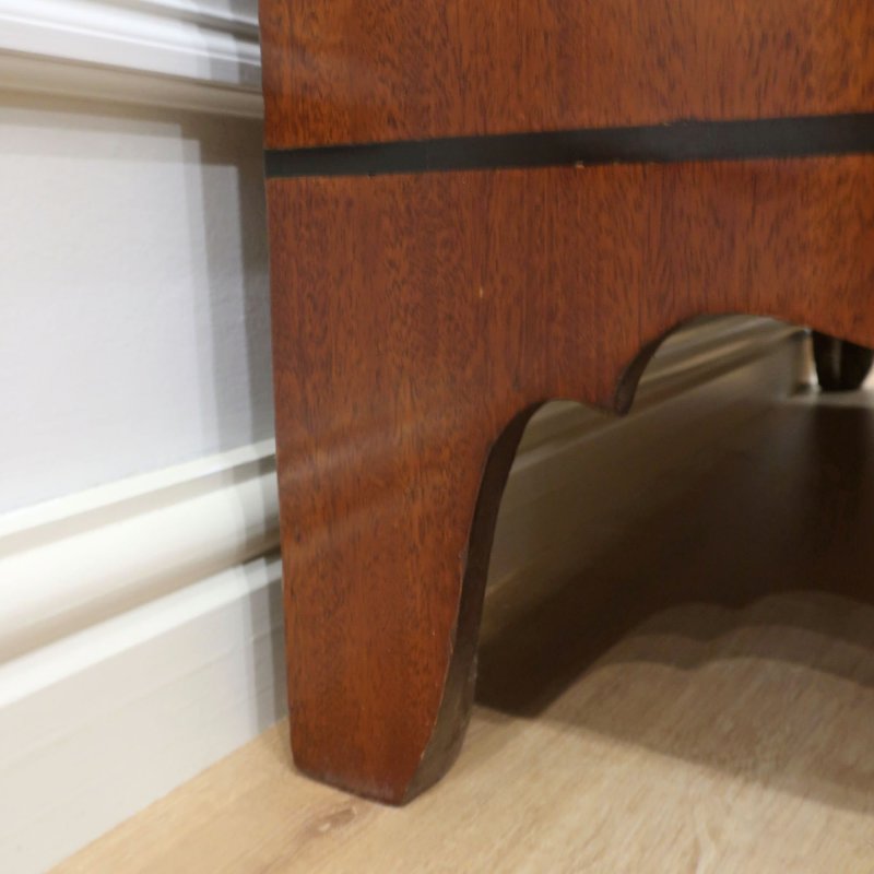 Georgian Bow Fronted Mahogany Chest of Drawers