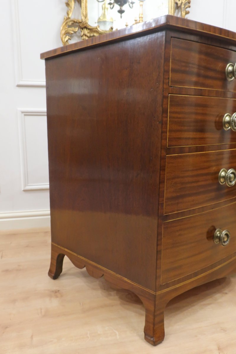 Georgian Mahogany Bow Fronted Chest of Drawers