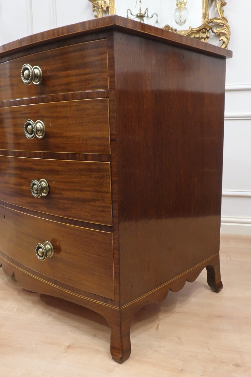 Georgian Mahogany Bow Fronted Chest of Drawers