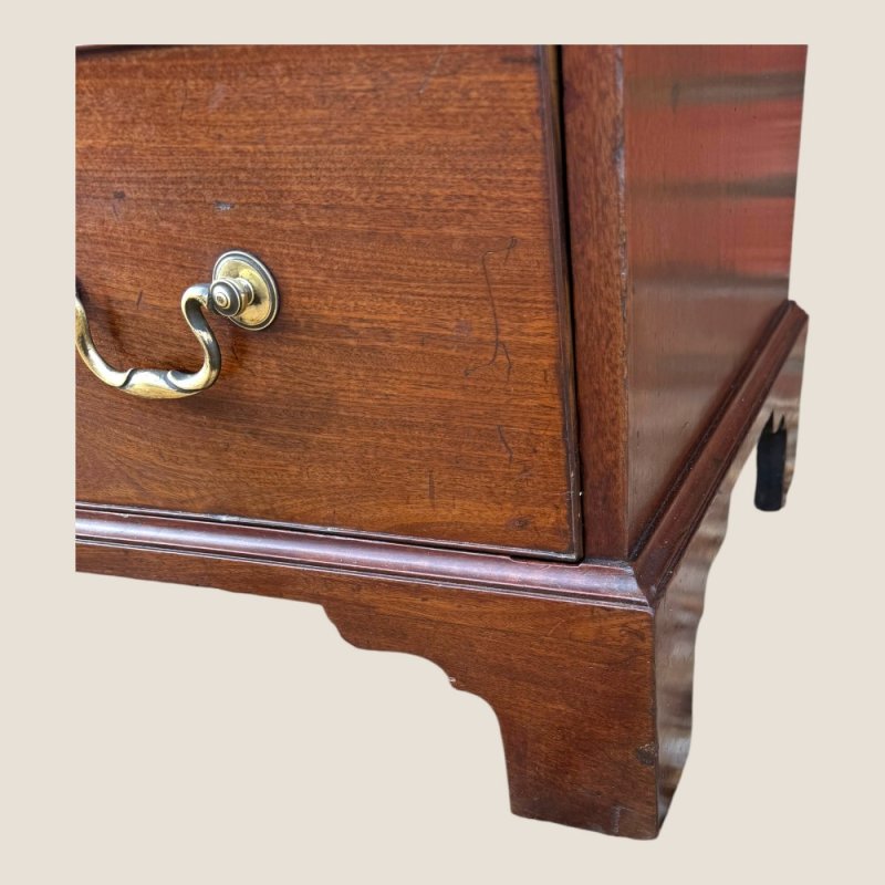 Small Antique Georgian Cuban Mahogany & Walnut Crossbanded Chest Of Drawers