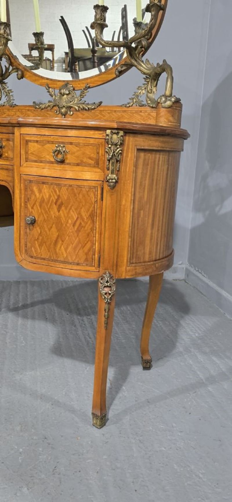 Outstanding French Satinwood Dressing Table