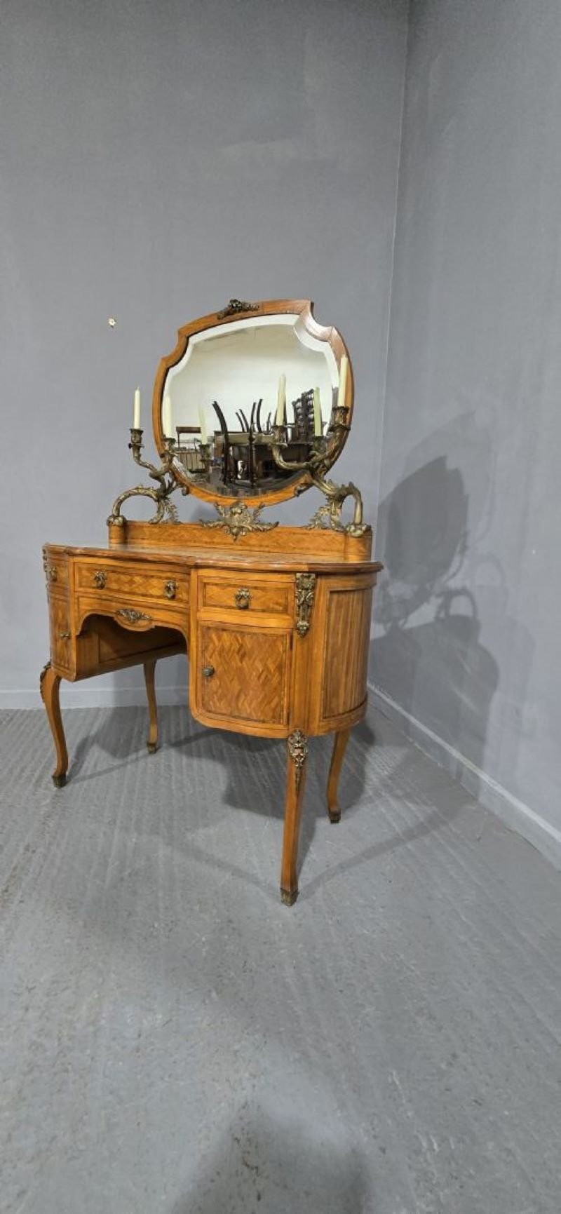 Outstanding French Satinwood Dressing Table