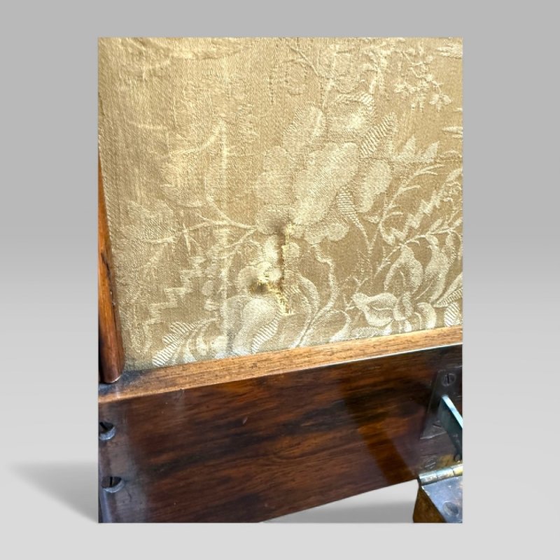 Antique William IV Gillows Carved Rosewood Tilt Top Tripod Table Fire Screen