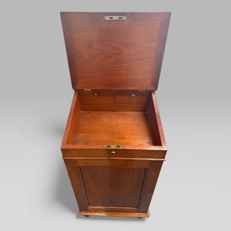 Antique Mahogany Davenport Desk By Gillows Of Lancaster