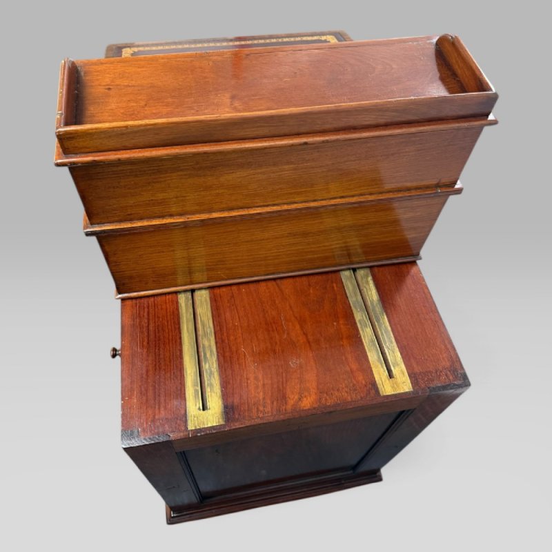 Antique Mahogany Davenport Desk By Gillows Of Lancaster