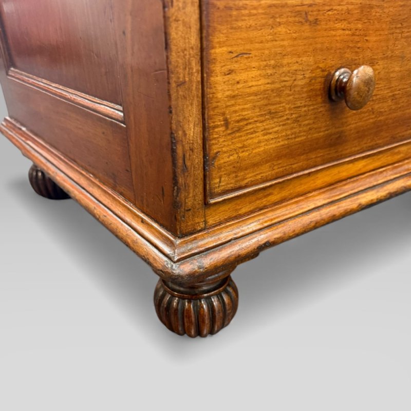 Antique Mahogany Davenport Desk By Gillows Of Lancaster