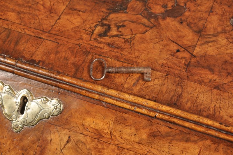 Small Early 18th Century Burr Walnut Bureau