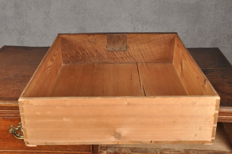 18th Century Oak Chest Of Drawers