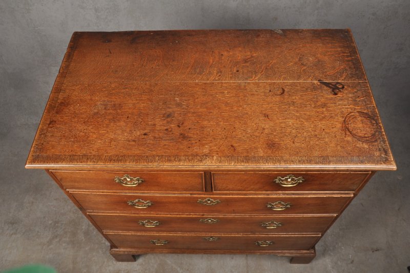 18th Century Oak Chest Of Drawers