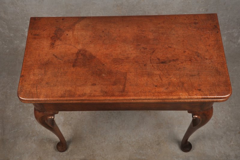 Fine 18th Century Mahogany Concertina Action Tea Table