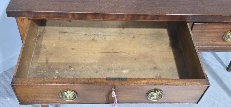 Super Georgian Mahogany Sideboard Server