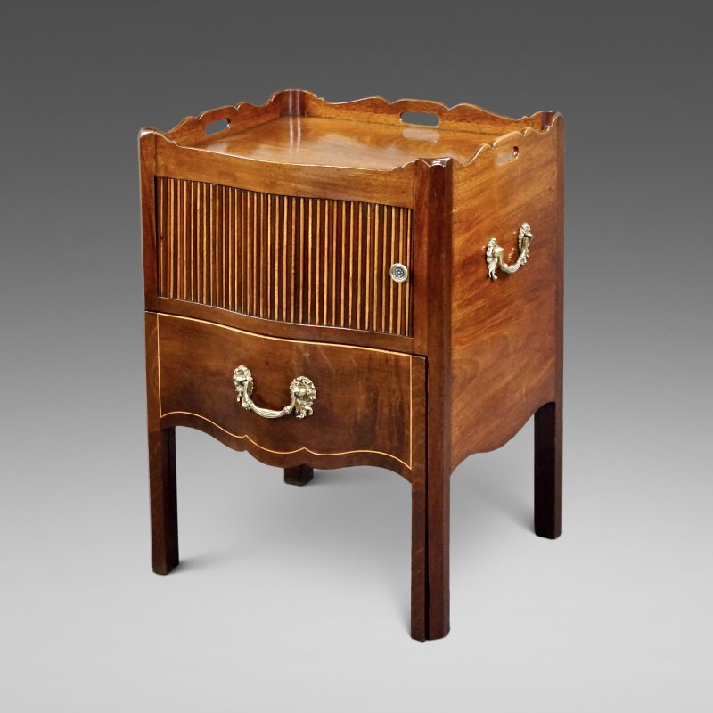 A Rare Serpentine Tray-Top Commode