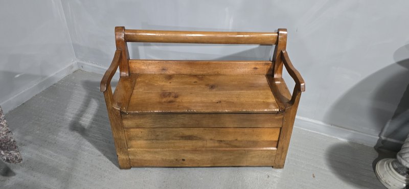 French Cherry Hall Bench