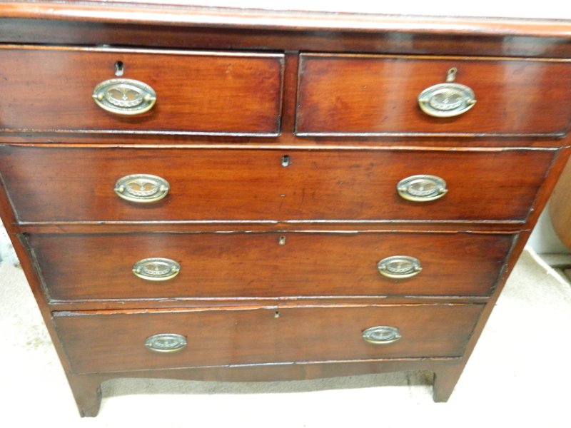 Victorian Mahogany Chest of Drawers