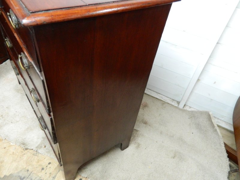 Victorian Mahogany Chest of Drawers