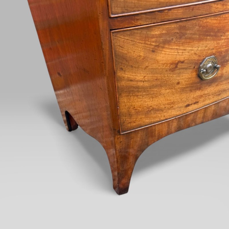 Antique Georgian Mahogany & Ebony Inlaid Bowfront Chest Of Drawers