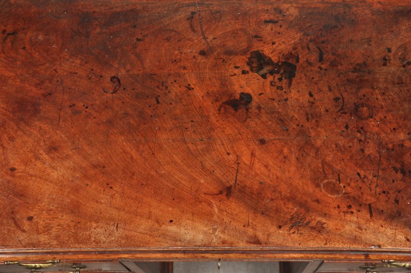 18th Century Mahogany Kneehole Desk