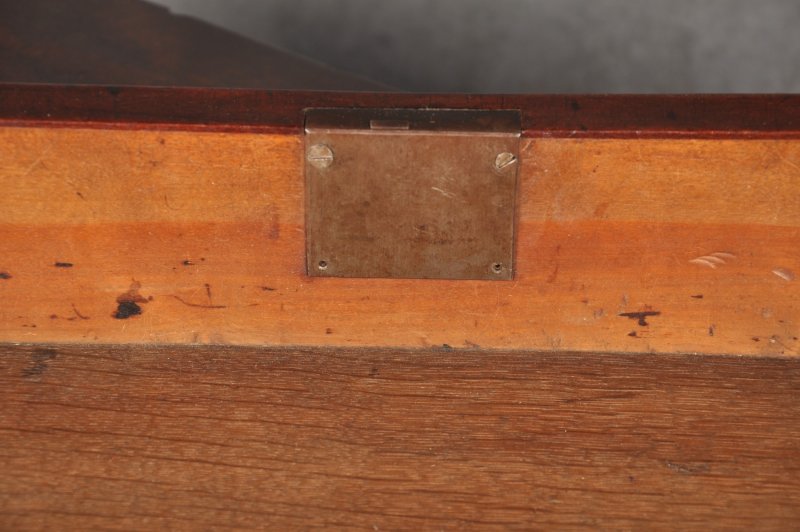 18th Century Mahogany Kneehole Desk