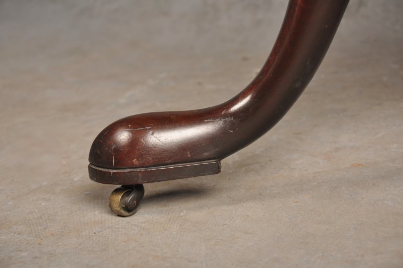 18th Century Mahogany Dumb Waiter