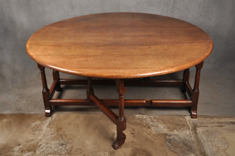 Large 18th Century Oak Gateleg Table
