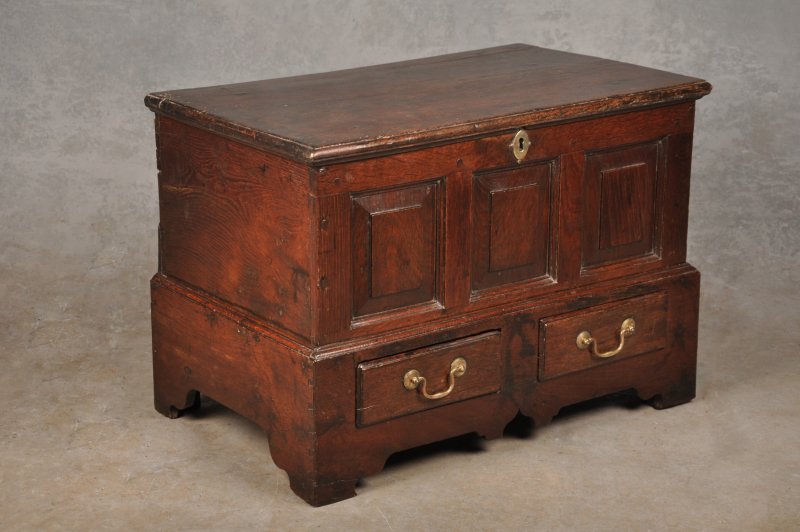 18th Century Oak Coffer Bach