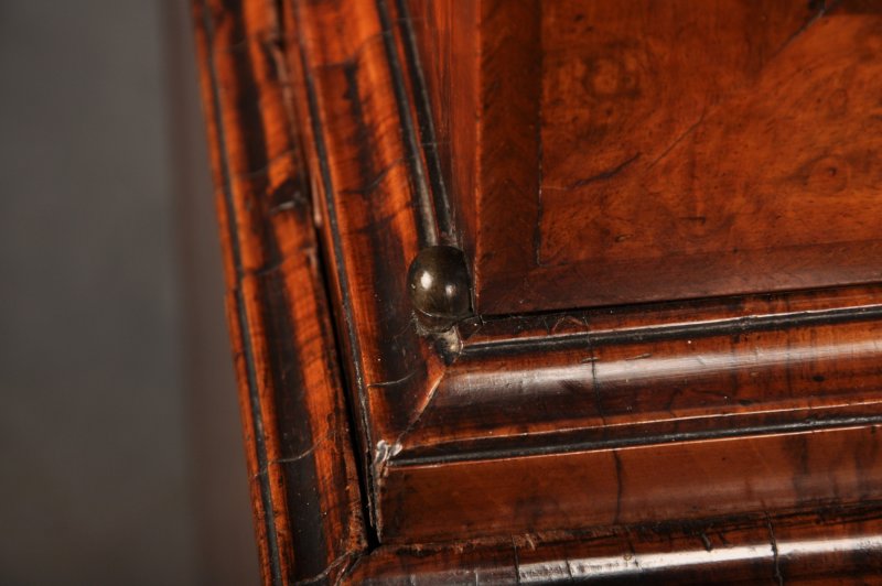 Fine Early 18th Century Walnut Secretaire Cabinet