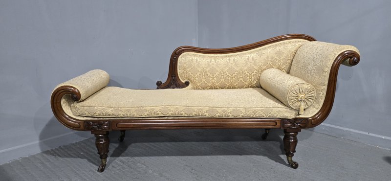 Outstanding William 4th Chaise Lounge