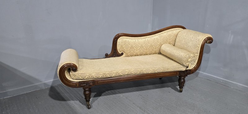Outstanding William 4th Chaise Lounge