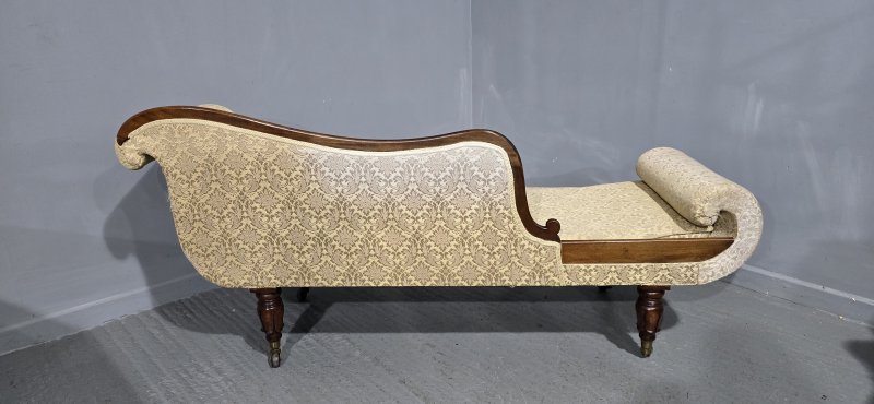 Outstanding William 4th Chaise Lounge
