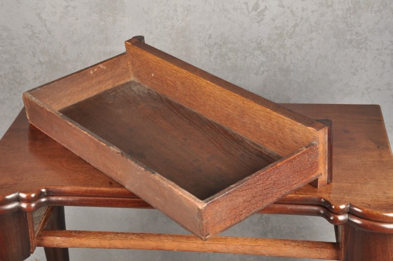 Fine 18th Century Mahogany Tea Table
