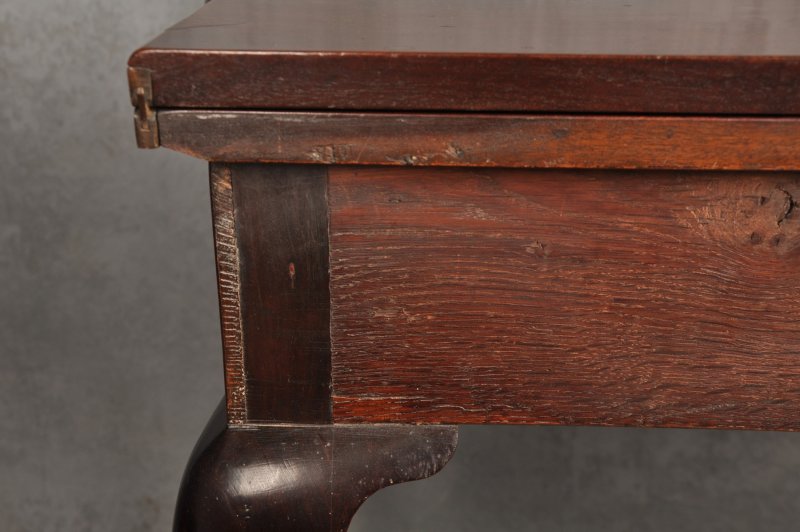 Fine 18th Century Mahogany Tea Table