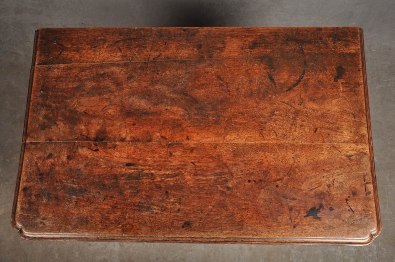 Early 18th Century Walnut Lowboy / Side Table