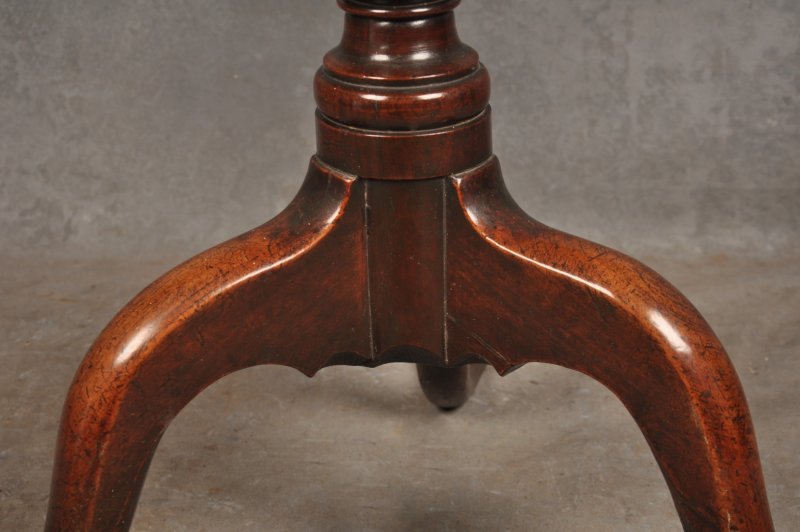 18th Century Cherrywood Tripod Table