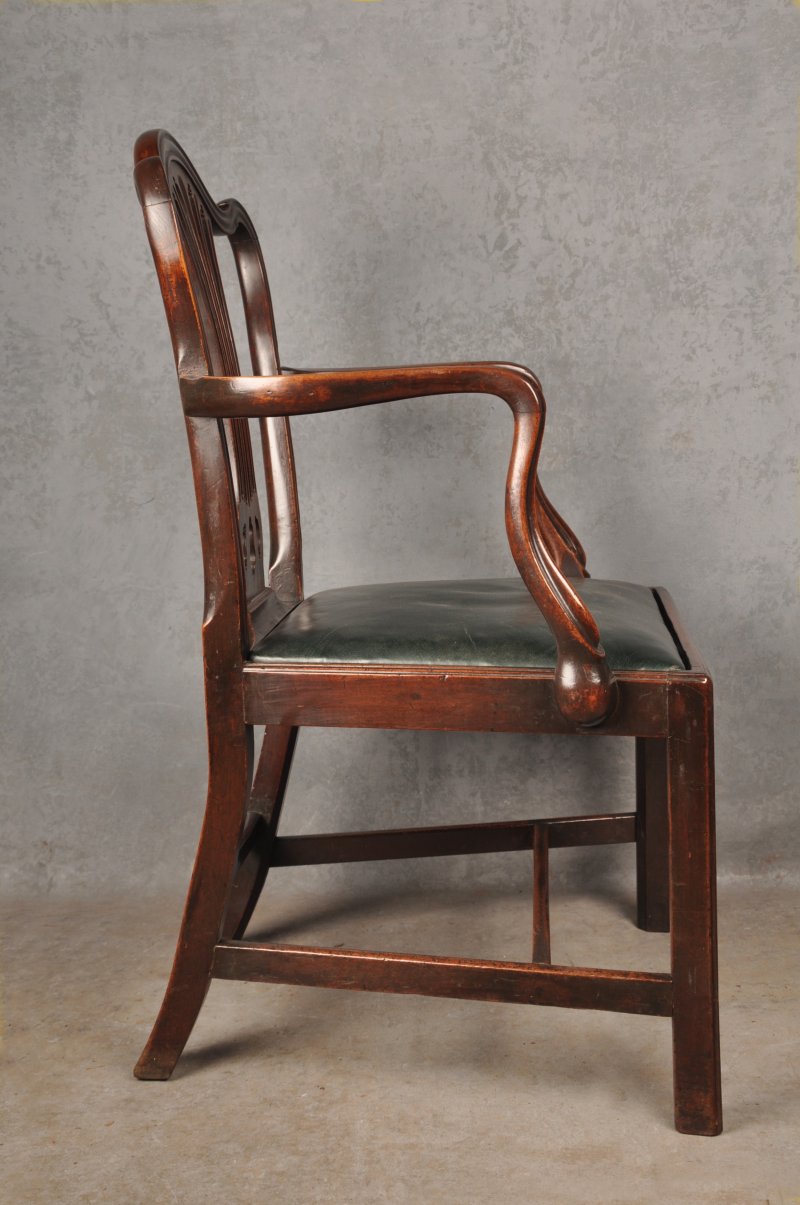 Set Of Eight 18th Century Mahogany Hepplewhite Chairs