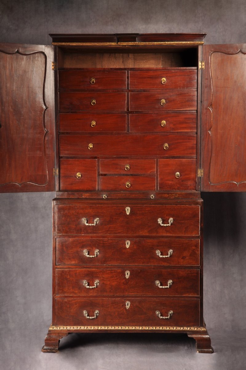 Fine 18th Century Mahogany Secretaire Cabinet