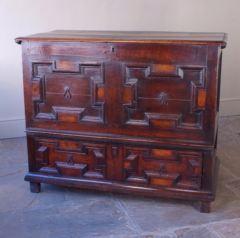 17th Century Oak Mule Chest/ Coffer. - Image 10
