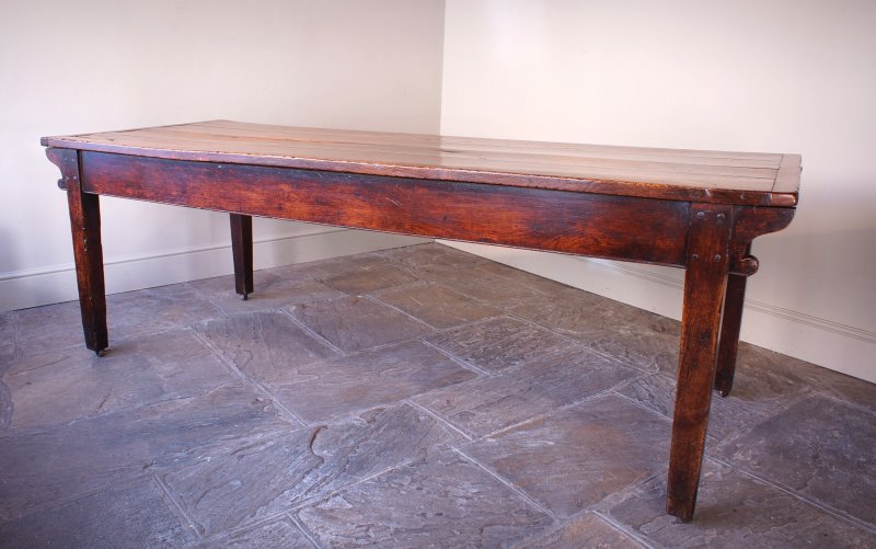 English 18th Century Oak Farmhouse Dining Table - Image 16