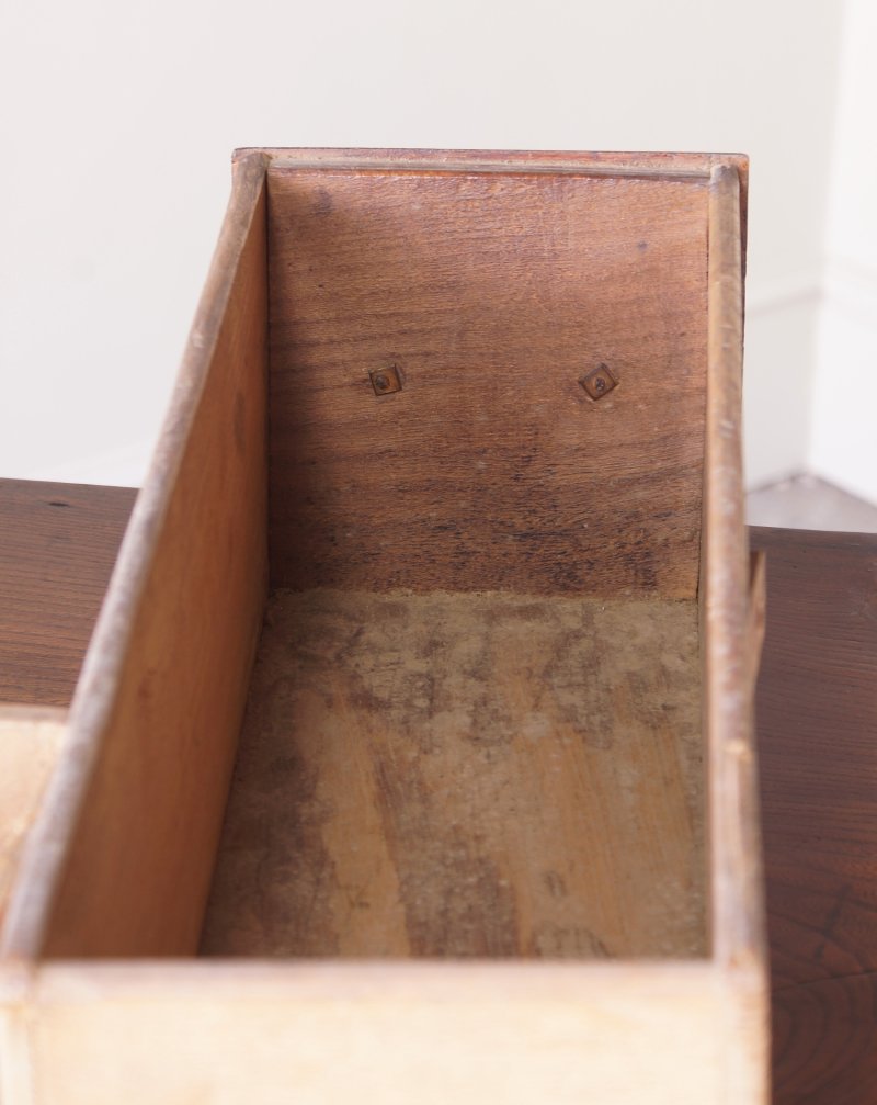 18th Century Elm Lowboy / Side Table - Image 10