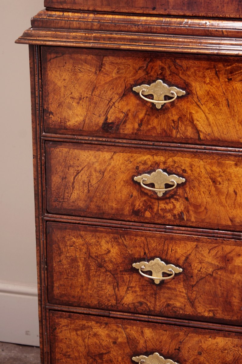 Fine Early 18th Century Walnut Cabinet On Chest - Image 3