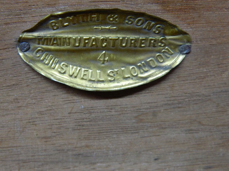 Blyth and Sons Victorian Walnut Chest of Drawers - Image 10