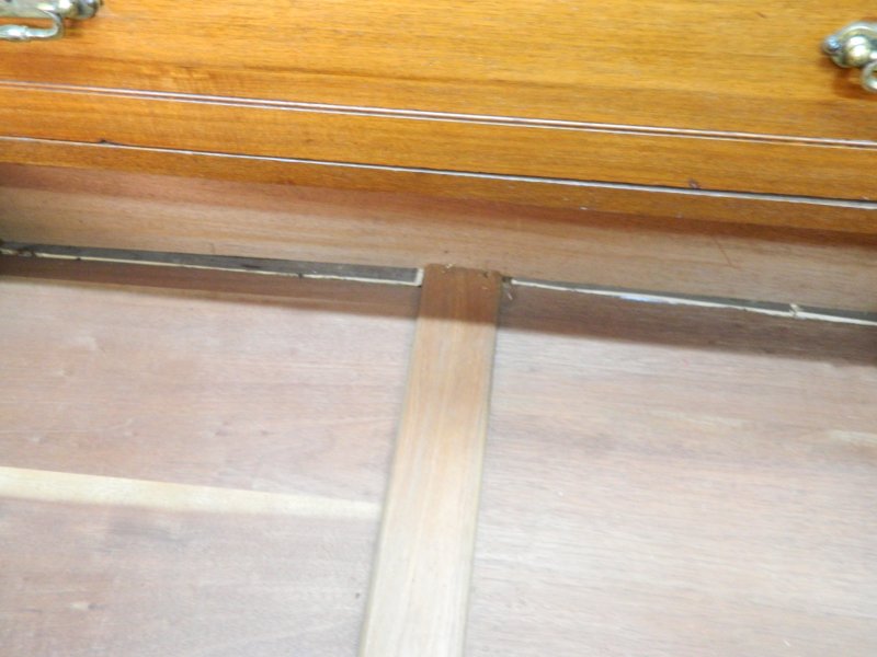 Blyth and Sons Victorian Walnut Chest of Drawers - Image 12