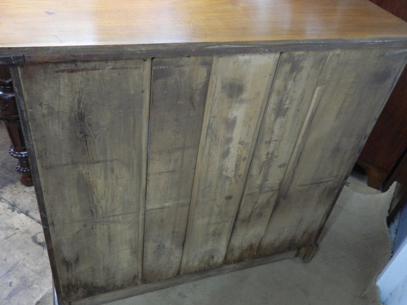 Blyth and Sons Victorian Walnut Chest of Drawers - Image 18