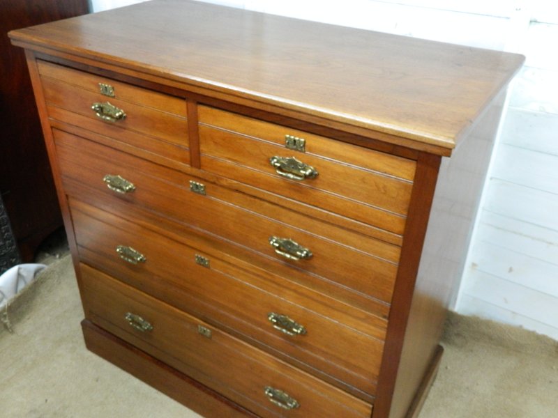 Blyth and Sons Victorian Walnut Chest of Drawers - Image 21