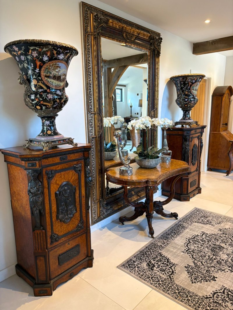 Exhibition Quality Pair of Antique Victorian Amboyna and Carved Ebony Pedestals - Image 8