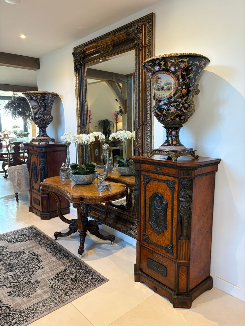Exhibition Quality Pair of Antique Victorian Amboyna and Carved Ebony Pedestals - Image 14