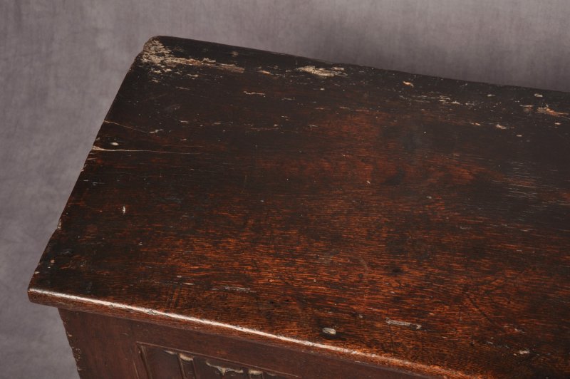 Henry VIII Oak Coffer - Image 4