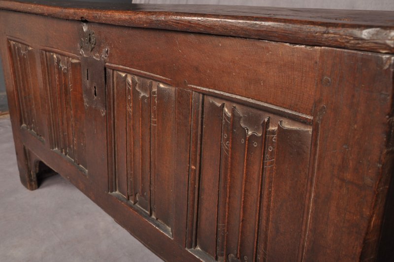 Henry VIII Oak Coffer - Image 9