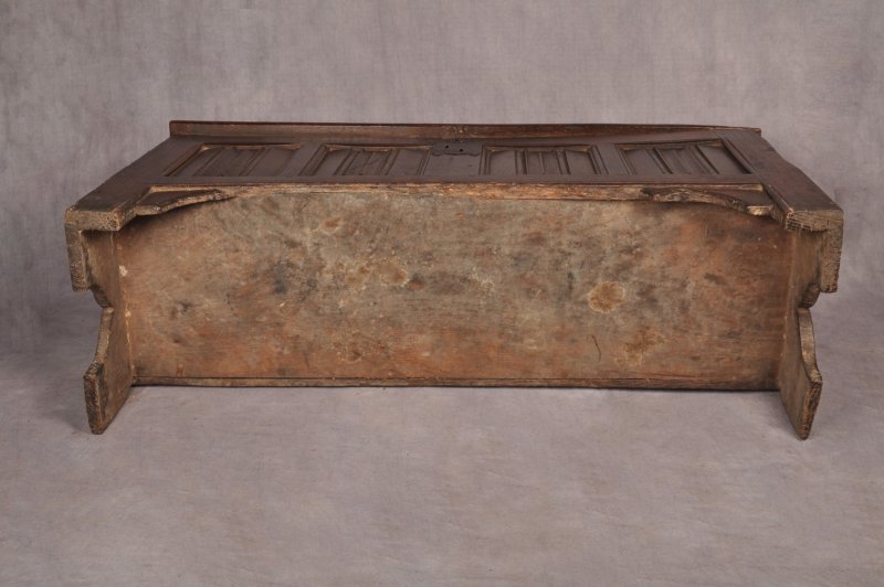 Henry VIII Oak Coffer - Image 12