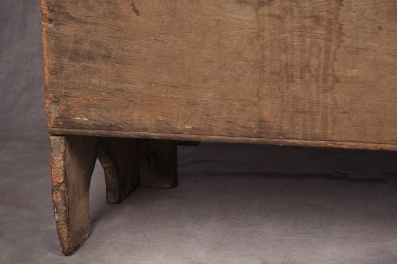 Henry VIII Oak Coffer - Image 16